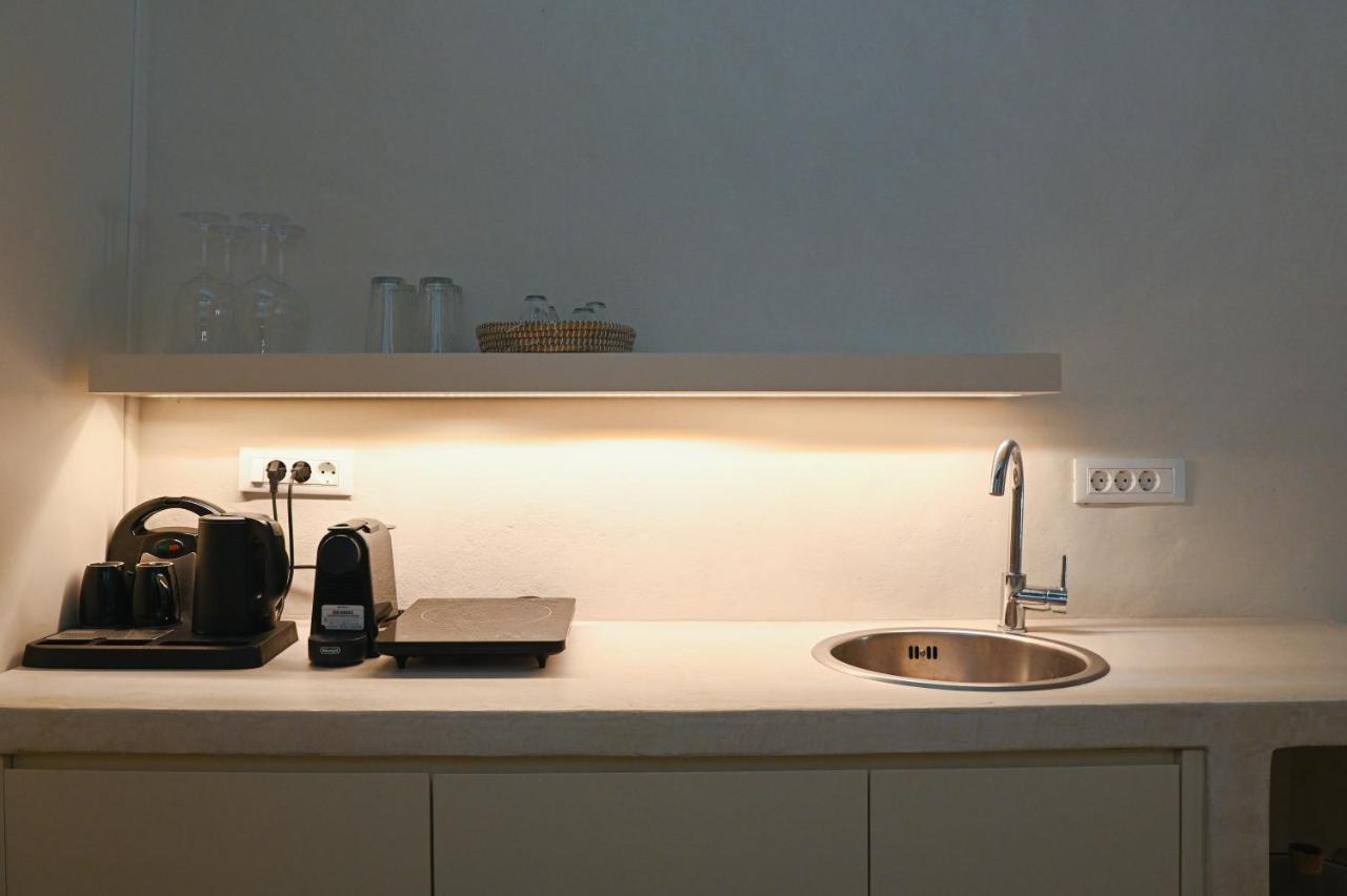 Naos Suites Vothon ภายนอก รูปภาพ