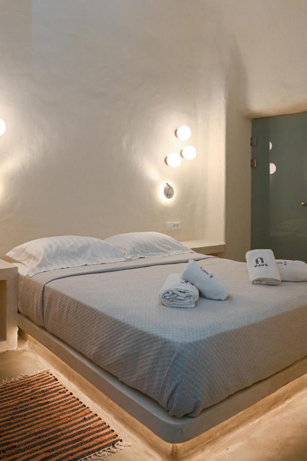 Naos Suites Vothon ภายนอก รูปภาพ
